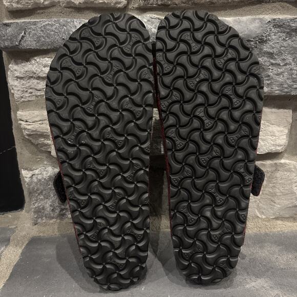 NEW w Defect Birkenstock Arizona Shearling Buffalo Plaid Red Black Size 45 - Picture 11 of 11